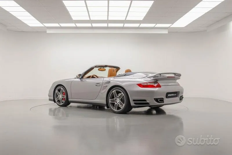Porsche 911 2008 photo 2