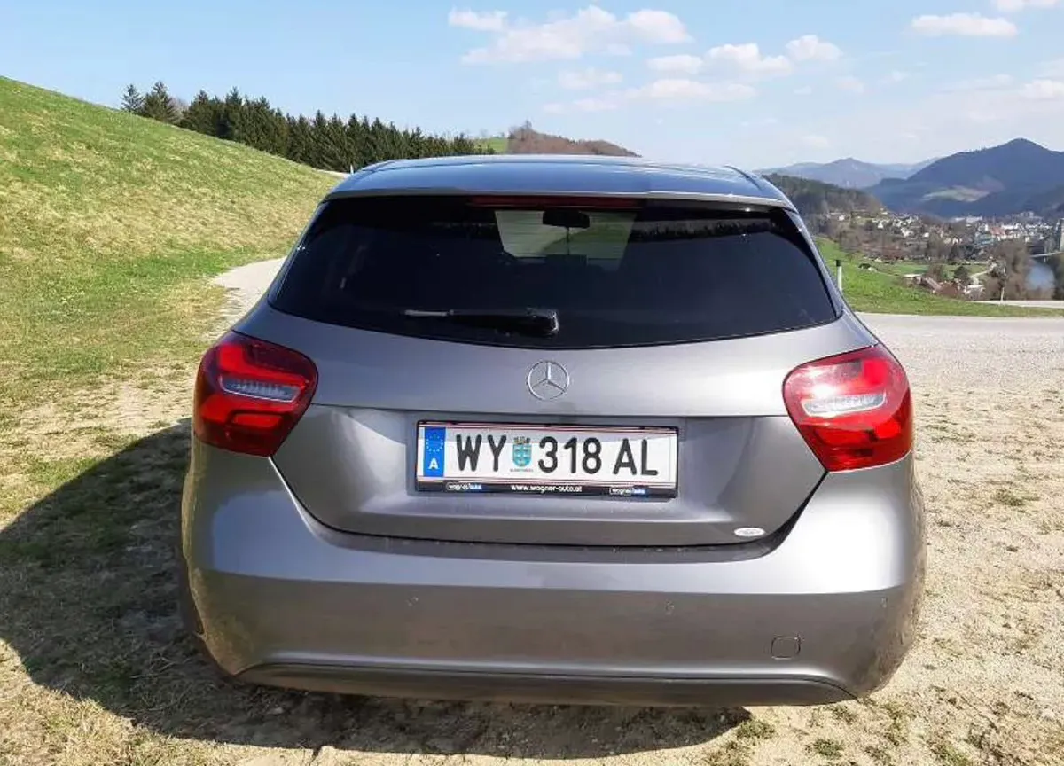 Mercedes-Benz A-Class 2016 photo 3