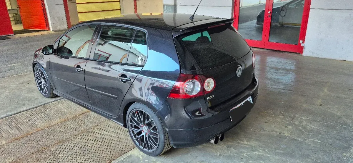 Volkswagen Golf 2008 photo 3