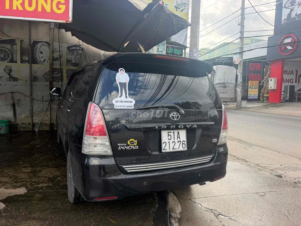 Toyota Innova 2008 photo 2
