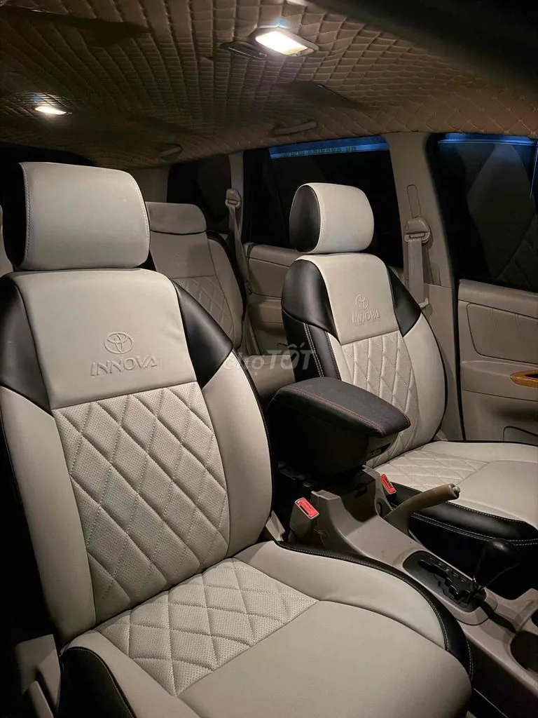 Toyota Innova 2008 photo 4
