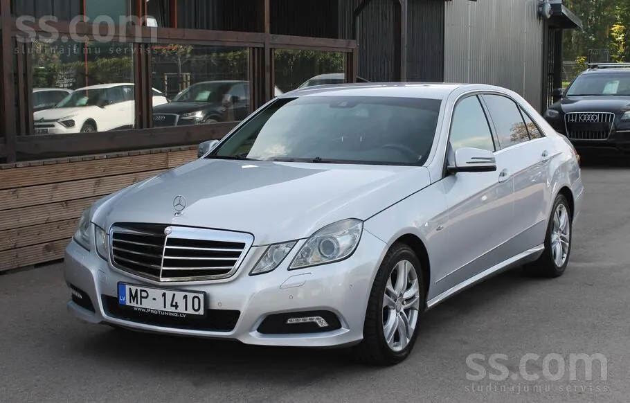 Mercedes-Benz E350 2010 photo 3