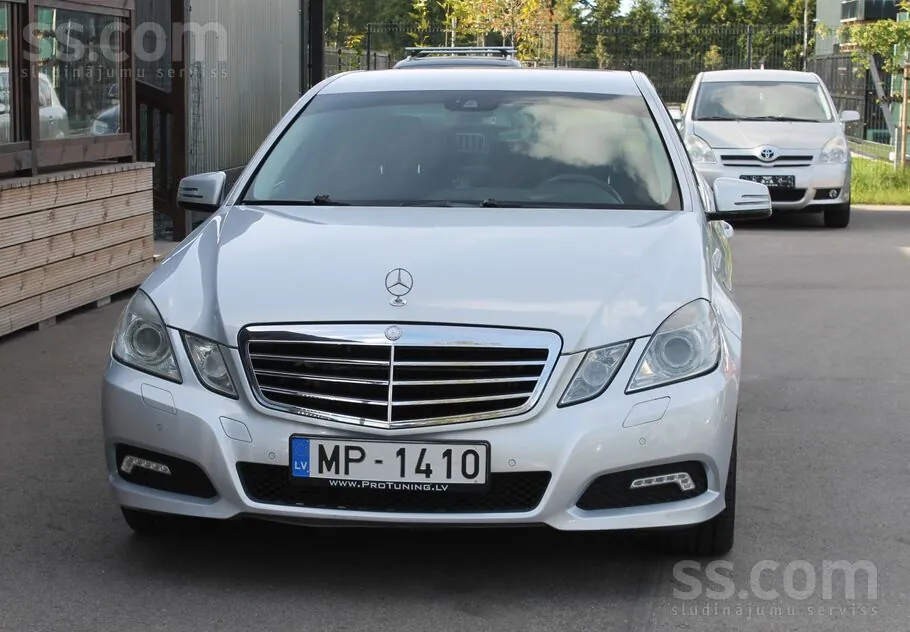 Mercedes-Benz E350 2010 photo 4