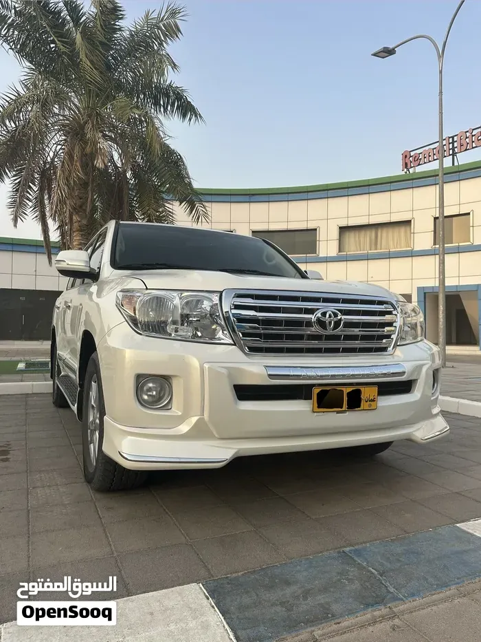Toyota Land Cruiser 2014 photo 4