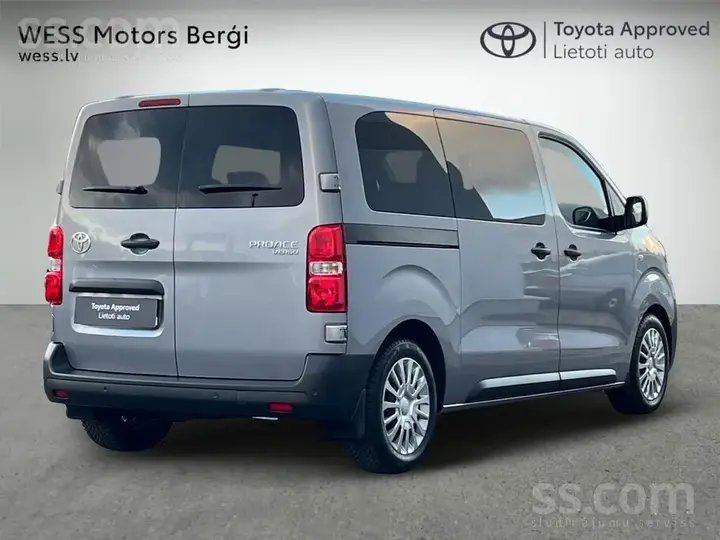 Toyota Proace Verso 2026 photo 2