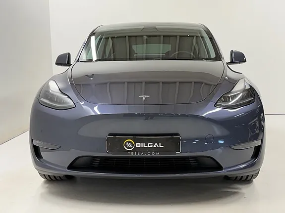 Tesla Model Y 2022 photo 2