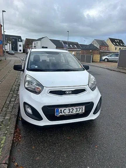 Kia Picanto 2013 photo 2