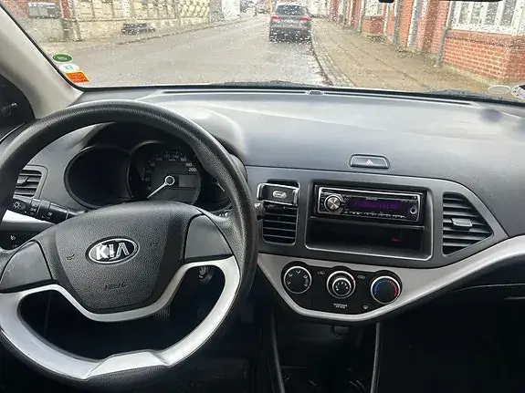 Kia Picanto 2013 photo 3