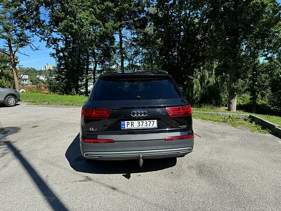 Audi Q7 2016 photo 3