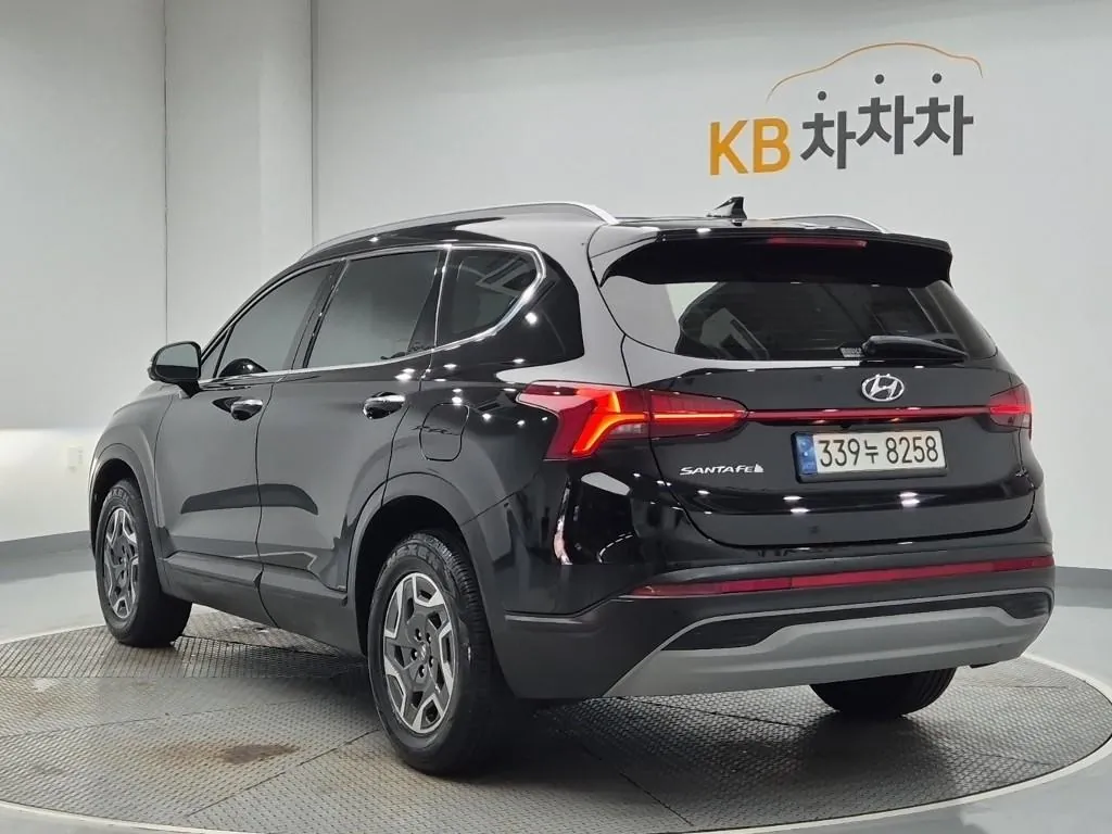Hyundai Santa Fe 2023 photo 2