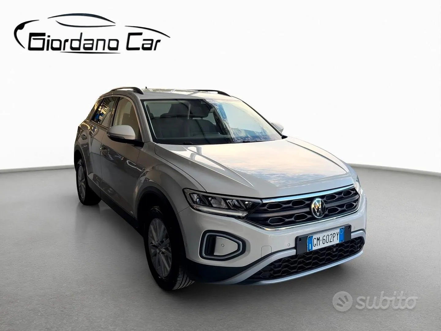 Volkswagen T-Roc 2023 photo 3
