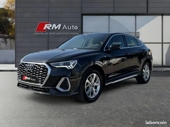 Audi Q3 2020 photo 2