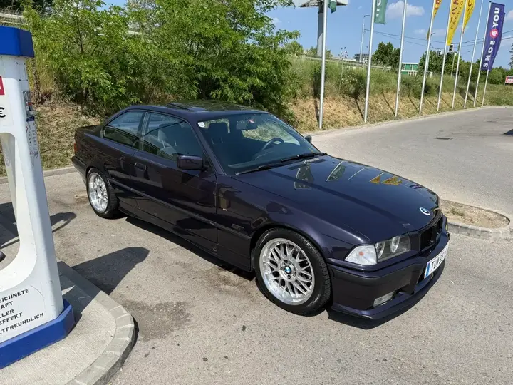 BMW 3 Series 1994 photo 2