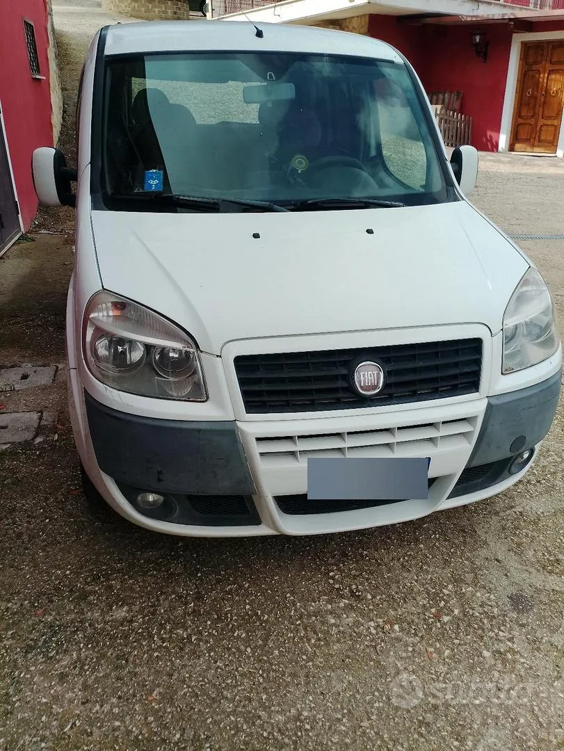 Fiat Doblo 2010 photo 4