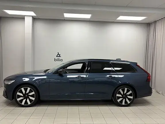 Volvo V90 2024 photo 2