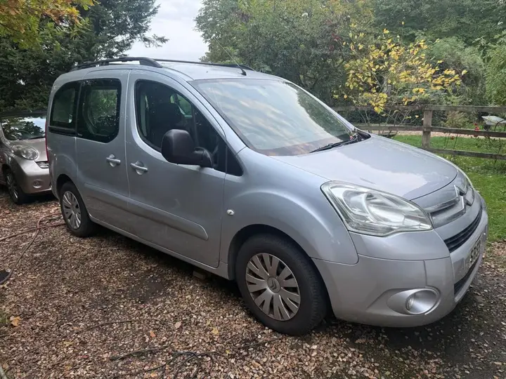 Citroen Berlingo 2010 photo 3