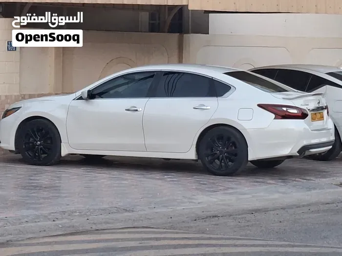 Nissan Altima 2017 photo 4