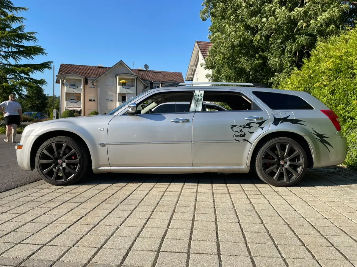 Chrysler 300 C 2006 photo 3