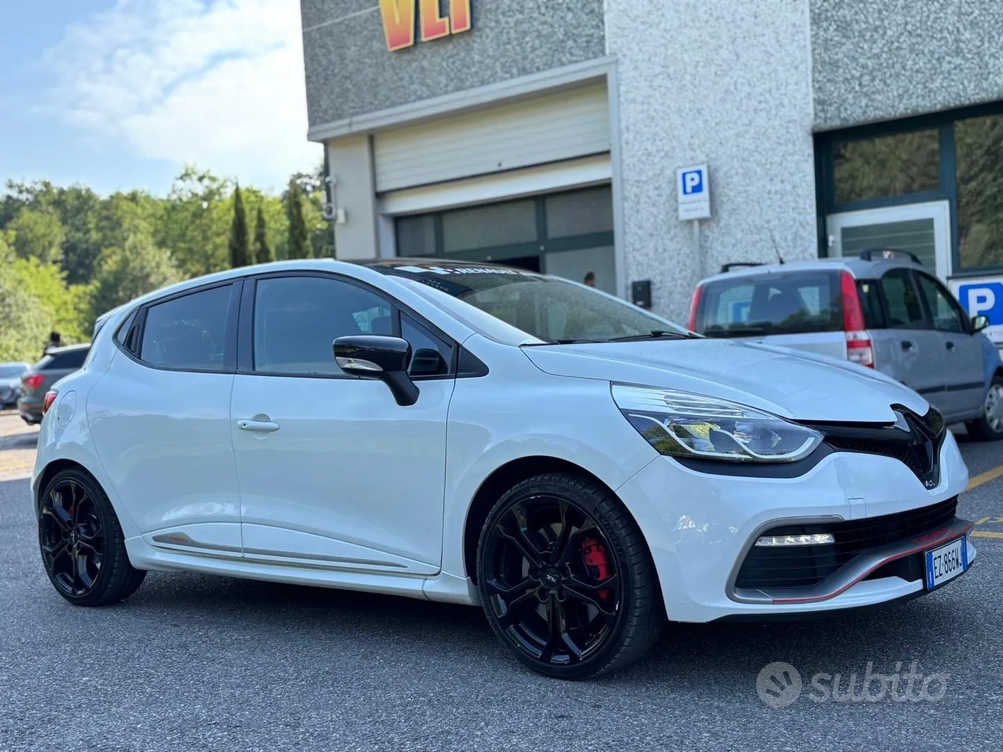 Renault Clio 2015 photo 3
