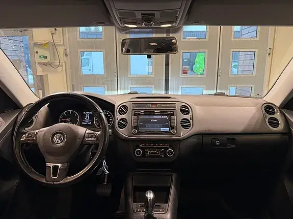 Volkswagen Tiguan 2012 photo 5
