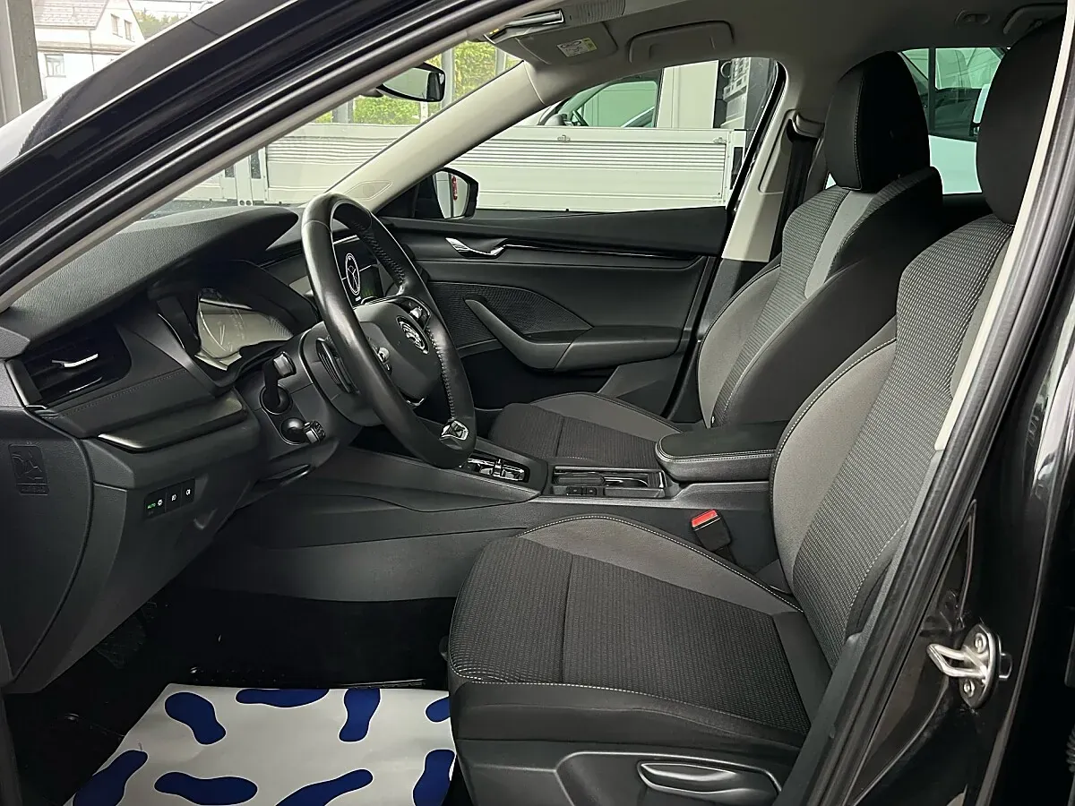 Skoda Octavia 2022 photo 3