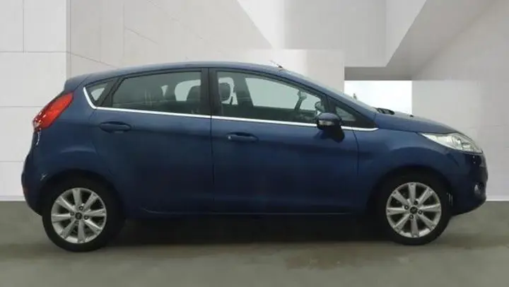 Ford Fiesta 2010 photo 5