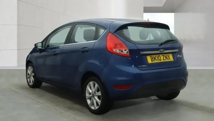 Ford Fiesta 2010 photo 3