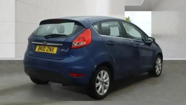 Ford Fiesta 2010 photo 4