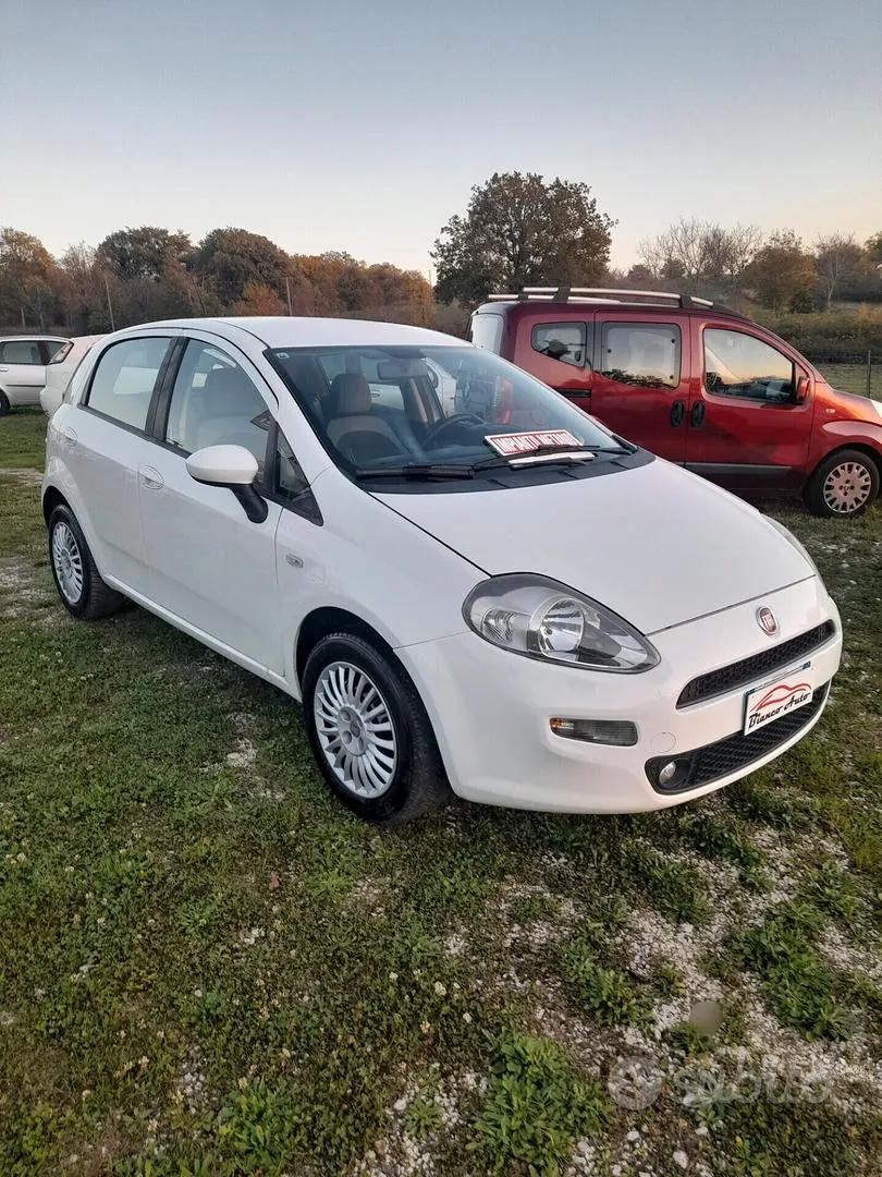 Fiat Punto 2013 photo 2