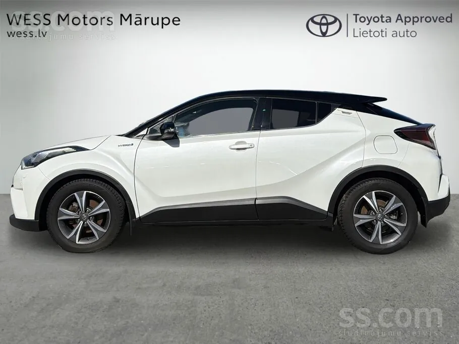 Toyota C-Hr 2018 photo 3