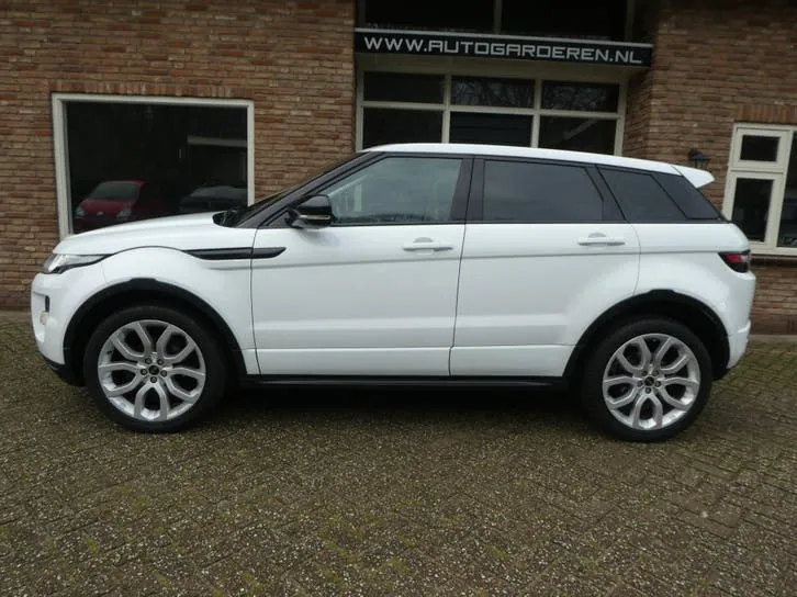Land Rover Range Rover Evoque 2012 photo 2