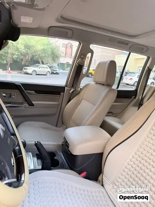 Mitsubishi Pajero 2015 photo 4