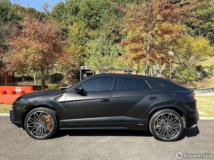 Lamborghini Urus 2026 photo 2
