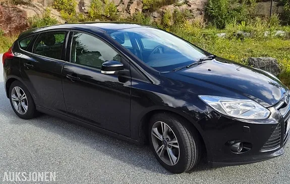 Ford Focus 2013 photo 2