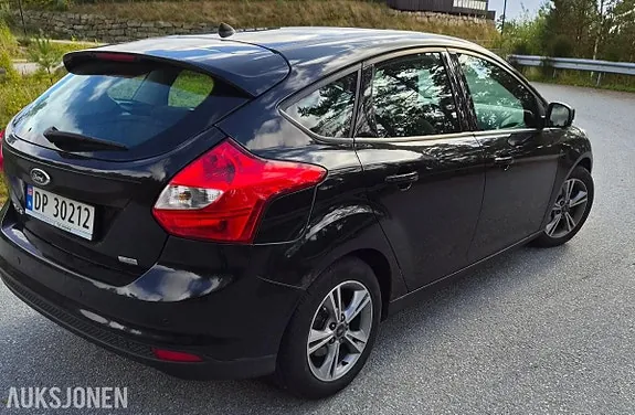 Ford Focus 2013 photo 4