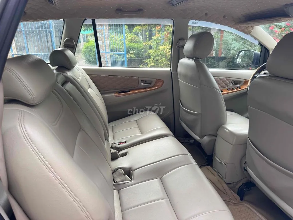 Toyota Innova 2008 photo 4