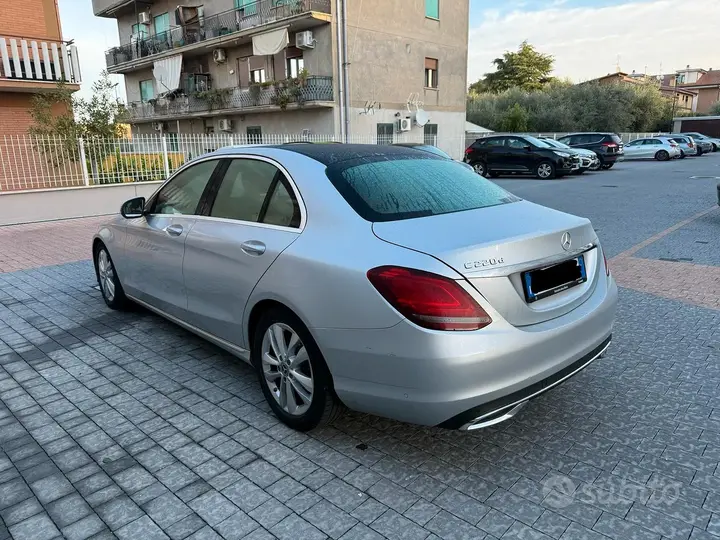 Mercedes-Benz C-Class 2019 photo 5