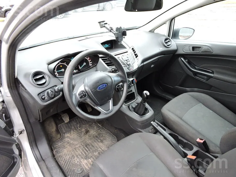 Ford Fiesta 2016 photo 5