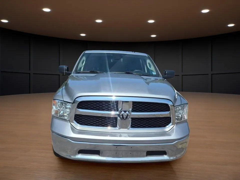 Ram 1500 Classic 2023 photo 2