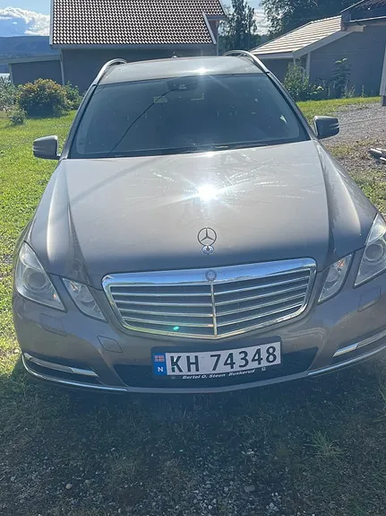 Mercedes-Benz E200 D