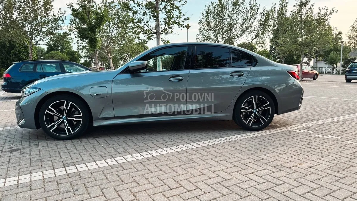 BMW 330E 2023 photo 5
