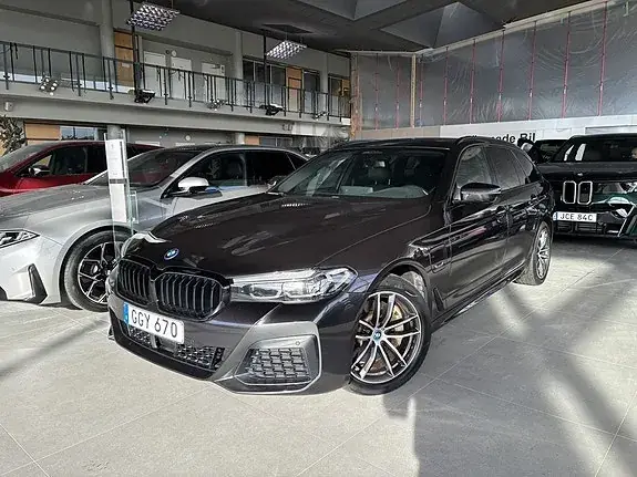 BMW 530E