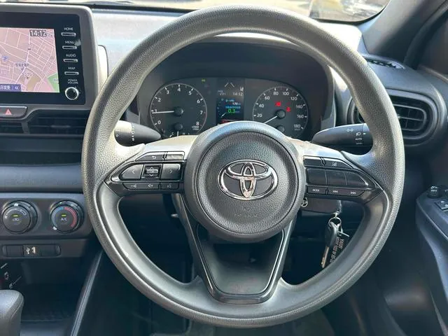 Toyota Yaris X 2021 photo 3