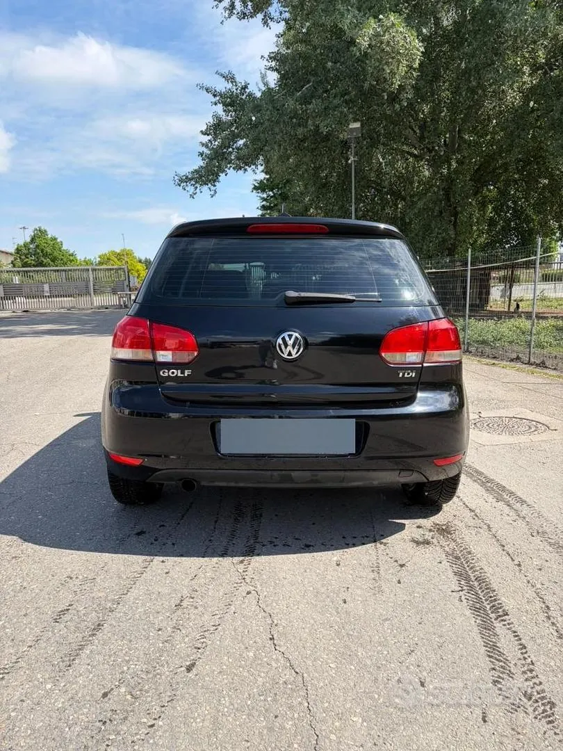 Volkswagen Golf 2010 photo 3