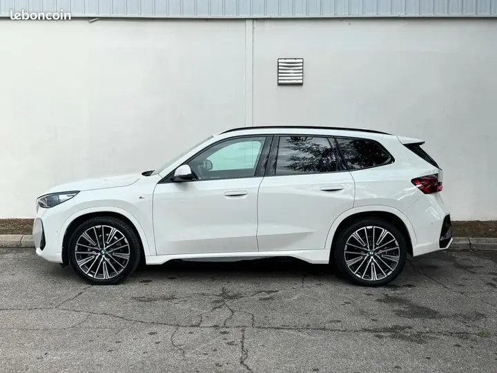 BMW X1 2025 photo 2