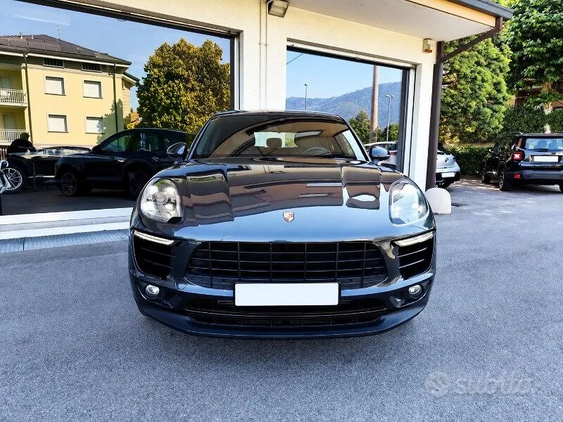 Porsche Macan 2017 photo 2