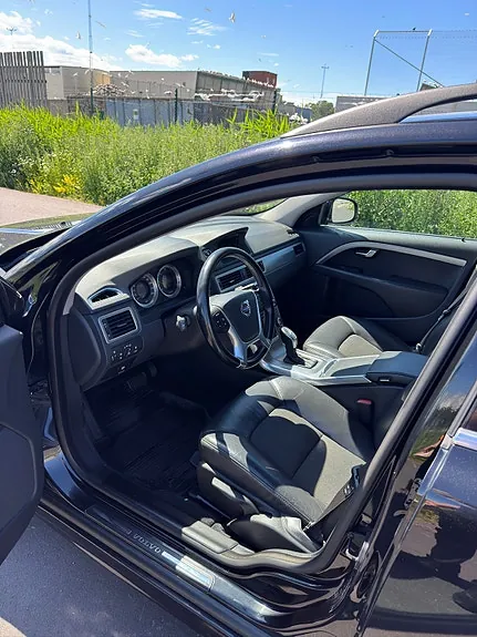 Volvo V70 2013 photo 5