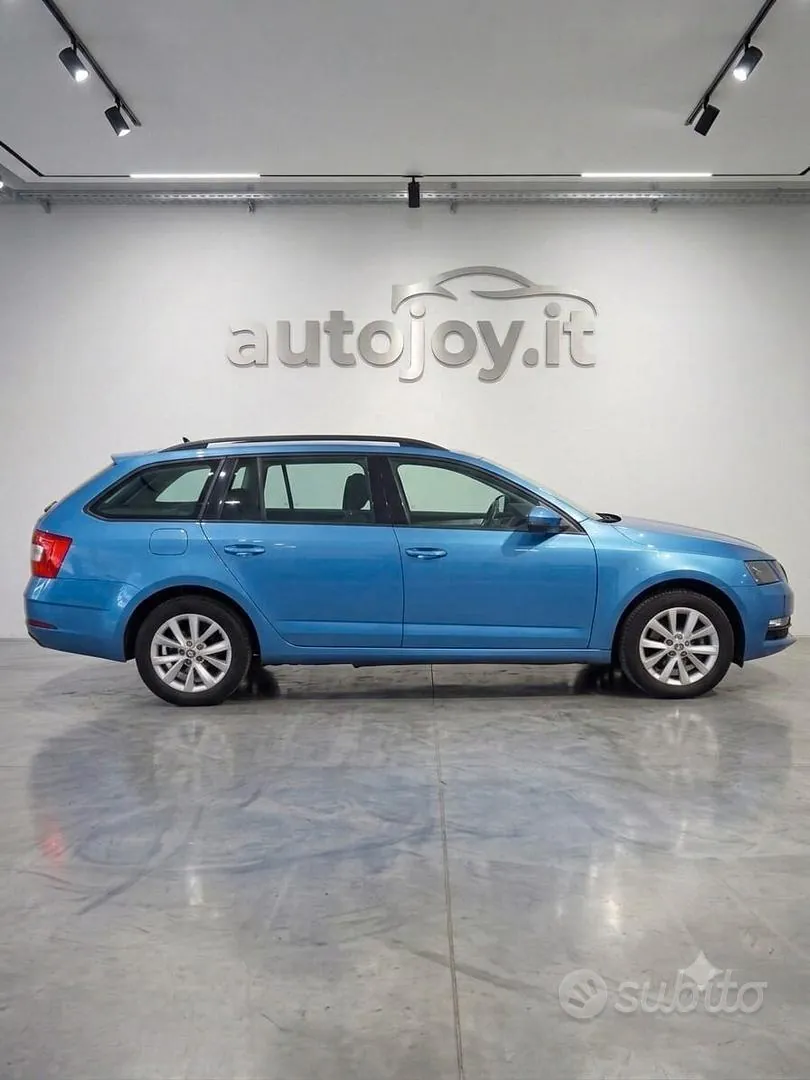 Skoda Octavia 2018 photo 3