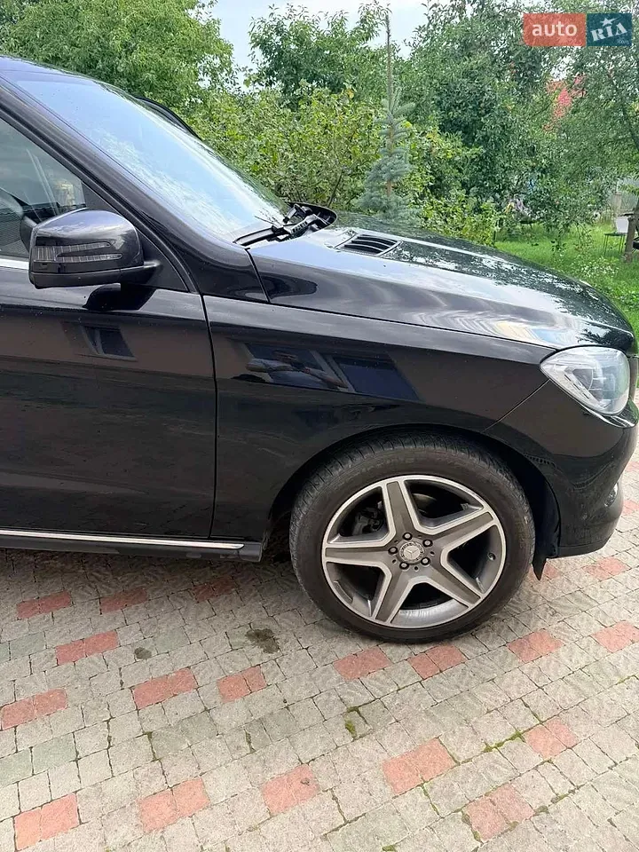 Mercedes-Benz M-Class 2015 photo 4