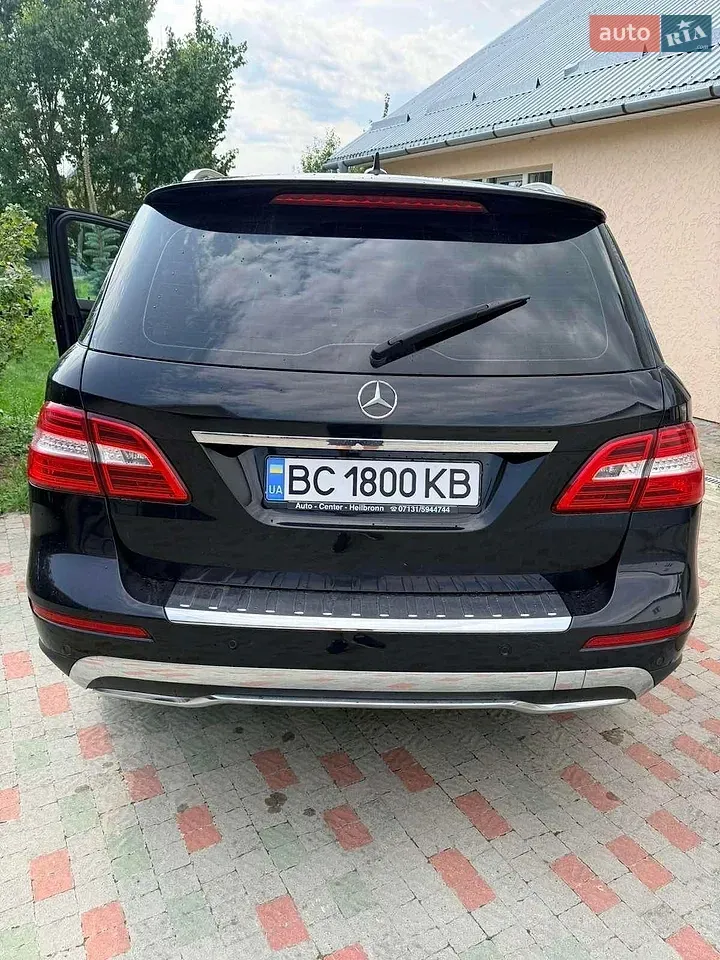 Mercedes-Benz M-Class 2015 photo 2